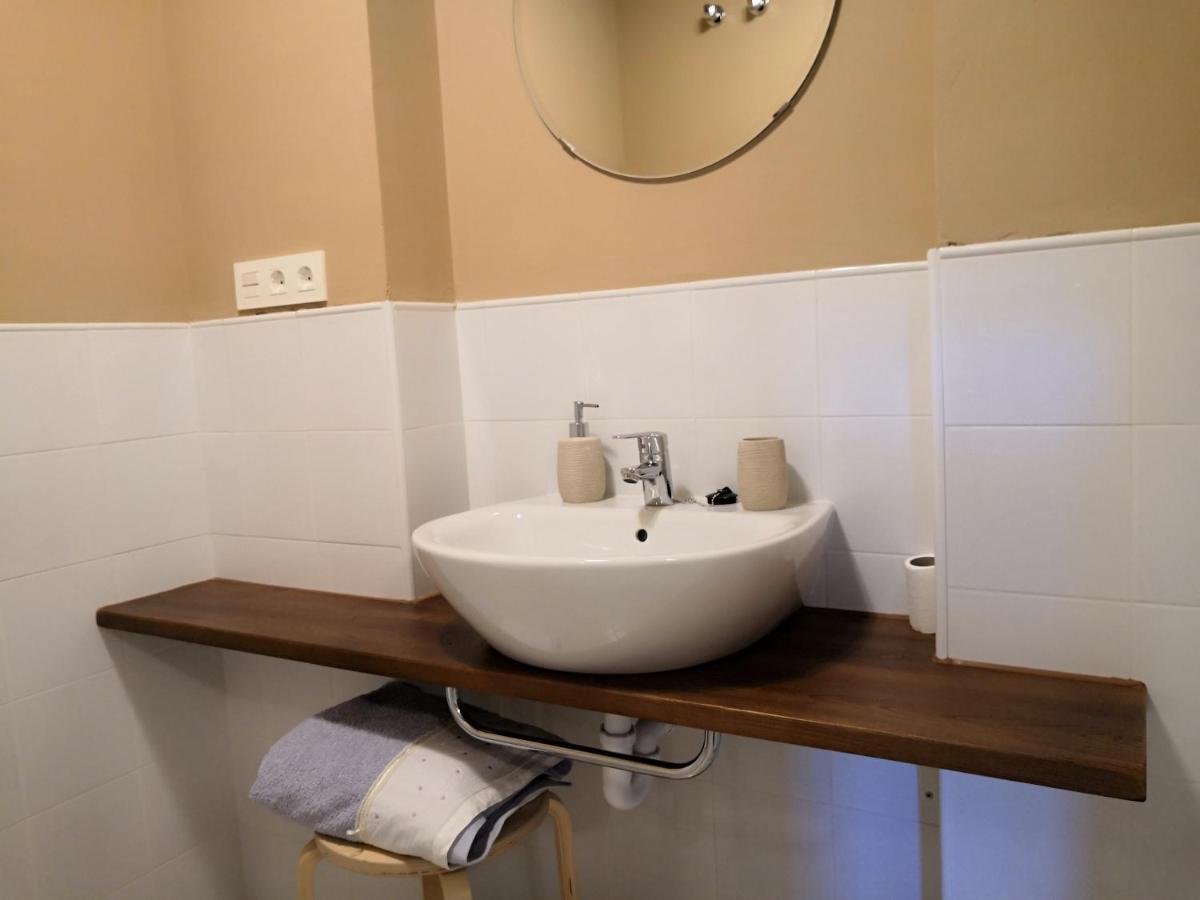 Hospederia San Jose Hostel Derio Ngoại thất bức ảnh