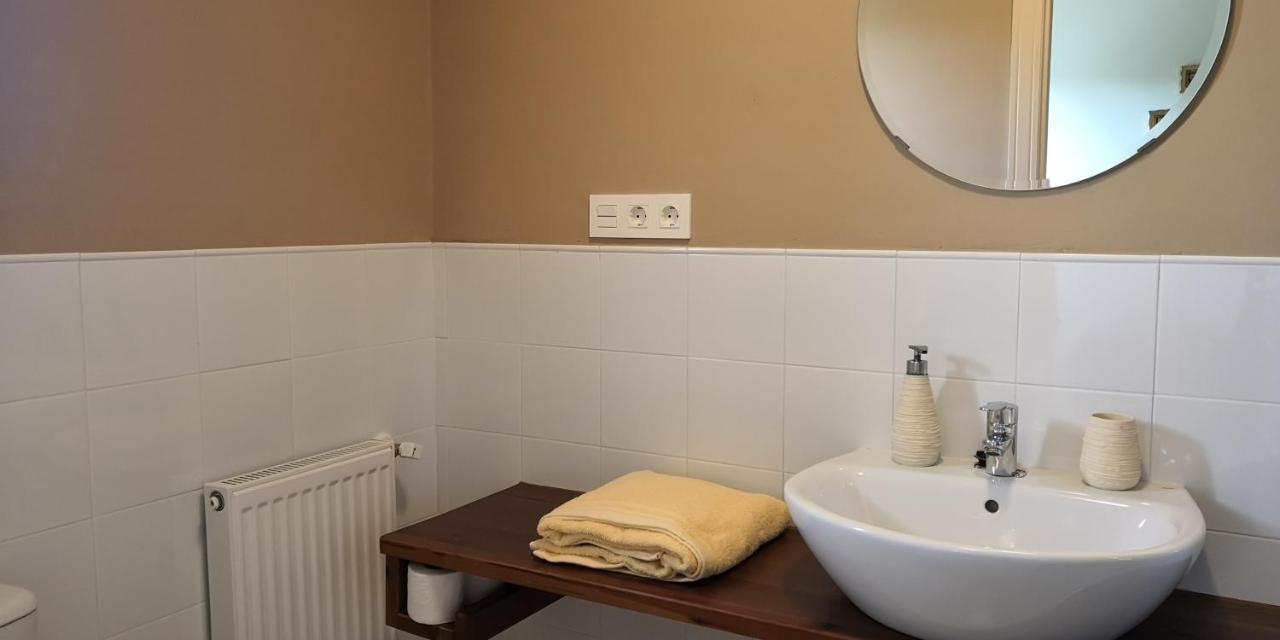 Hospederia San Jose Hostel Derio Ngoại thất bức ảnh