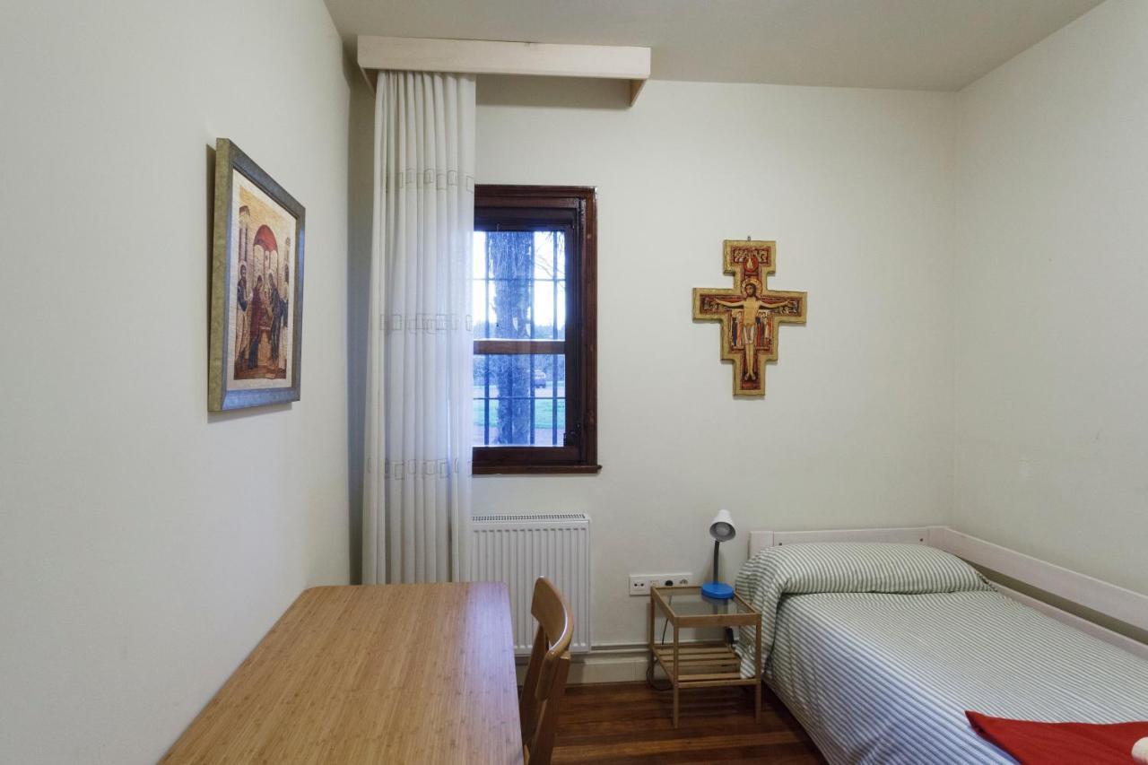 Hospederia San Jose Hostel Derio Ngoại thất bức ảnh